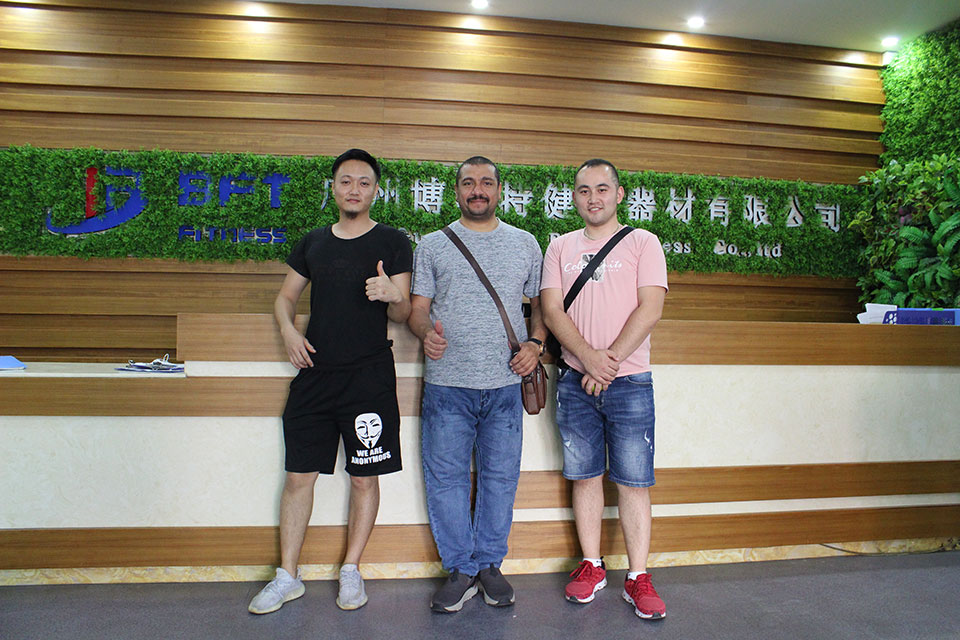 Egyptian customers come to China to import BFT brand gym equipment.